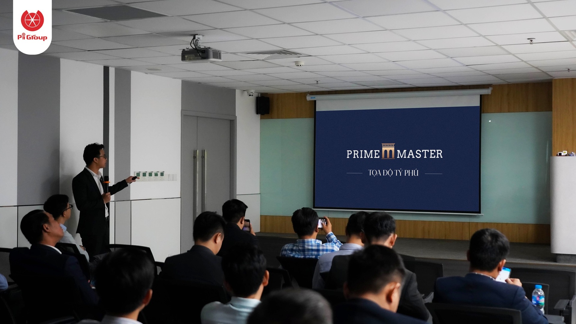 Hình ảnh Pi Group công bố chiến lược bứt phá tại CEO Summit 2025 (2) Hình ảnh Pi Group công bố chiến lược bứt phá tại CEO Summit 2025 (2)