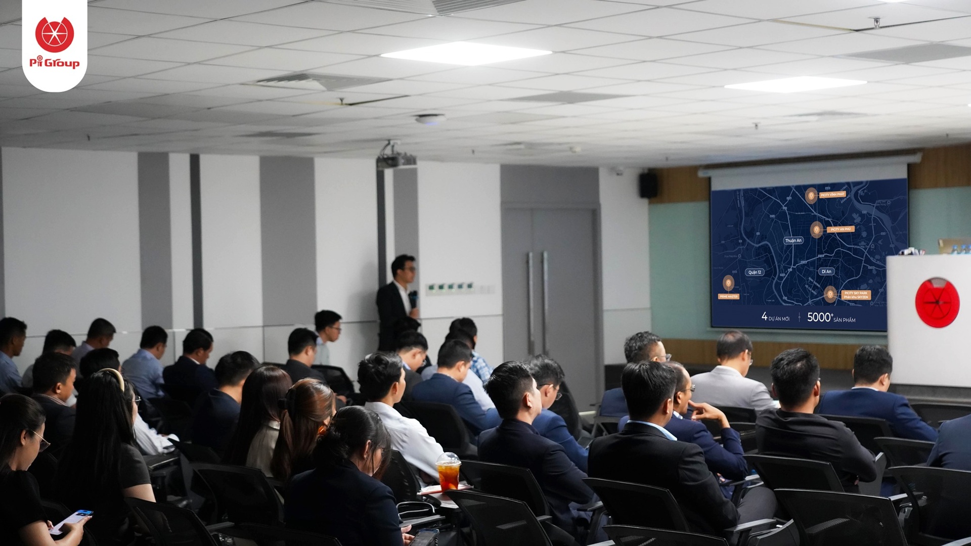 Quý đối tham thma gia sự kiện PI GROUP công bố chiến lược phát triển 2025 (1) Quý đối tham thma gia sự kiện PI GROUP công bố chiến lược phát triển 2025 (1)