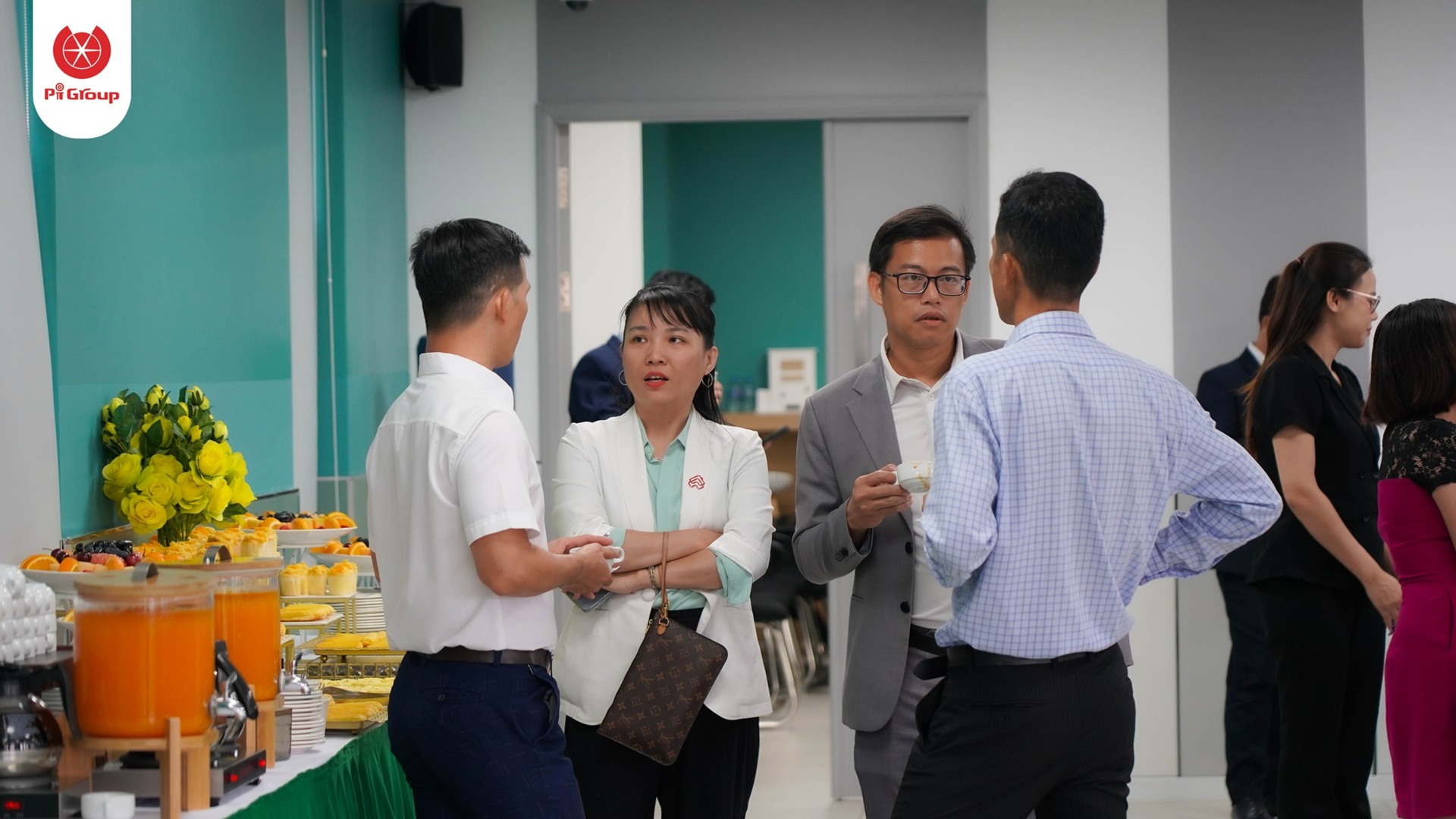 Quý đối tham thma gia sự kiện PI GROUP công bố chiến lược phát triển 2025 (2) Quý đối tham thma gia sự kiện PI GROUP công bố chiến lược phát triển 2025 (2)
