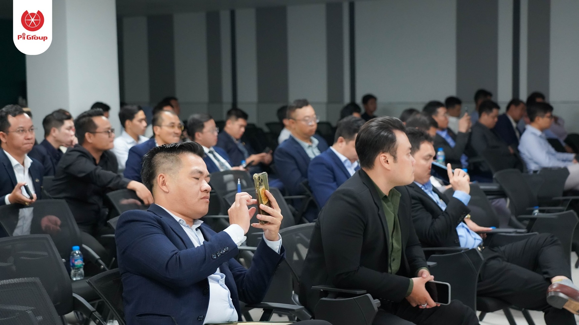 Quý đối tham thma gia sự kiện PI GROUP công bố chiến lược phát triển 2025 (7) Quý đối tham thma gia sự kiện PI GROUP công bố chiến lược phát triển 2025 (7)
