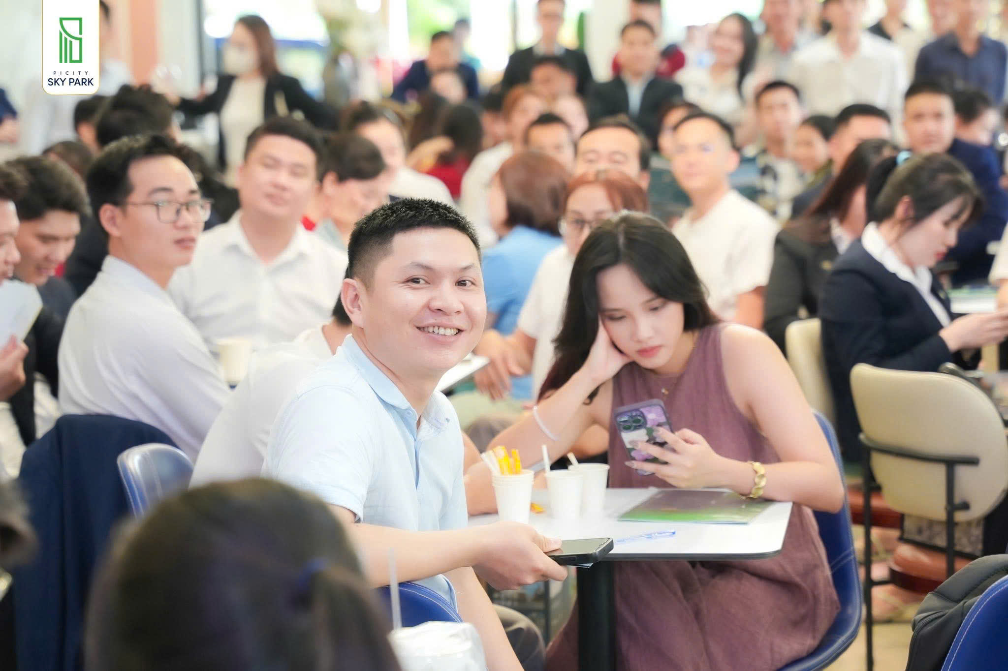 Khách hàng tham dự Cafe sáng Picity ngày 27072025 (11) Khách hàng tham dự Cafe sáng Picity ngày 27072025 (11)