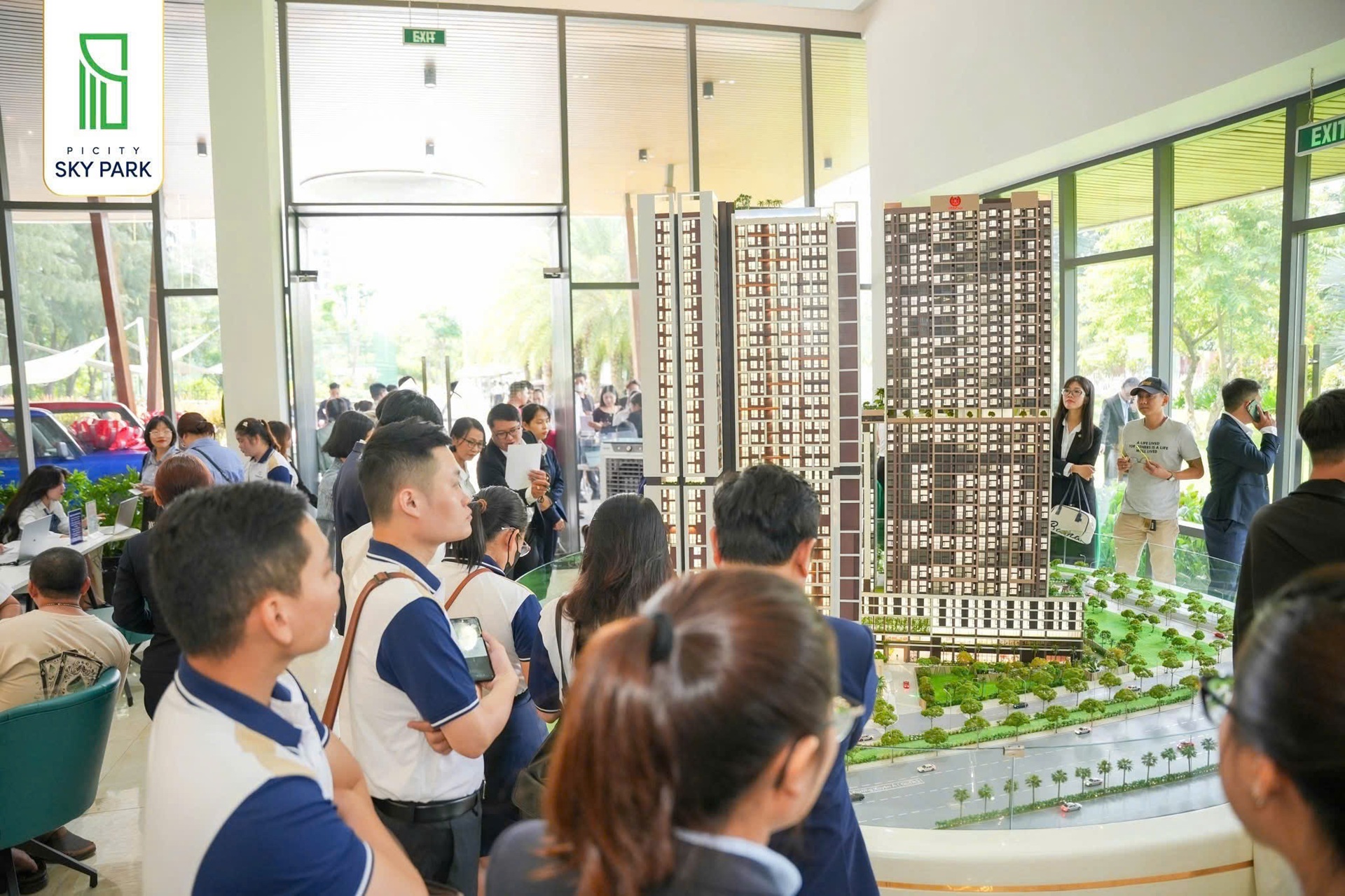Khách hàng tham dự sự kiện Cafe sáng Picity 06072025 (10) Khách hàng tham dự sự kiện Cafe sáng Picity 06072025 (10)