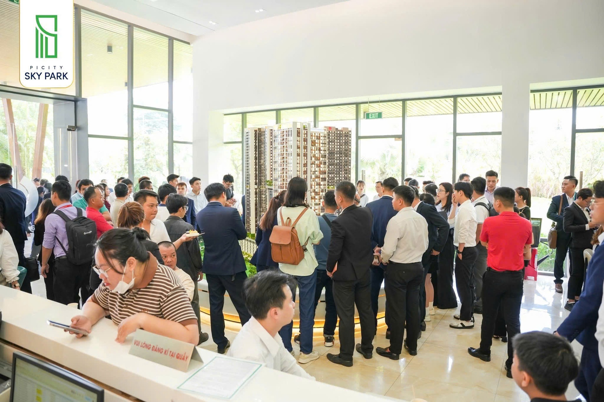 Khách hàng tham dự sự kiện Cafe sáng Picity 06072025 (9) Khách hàng tham dự sự kiện Cafe sáng Picity 06072025 (9)