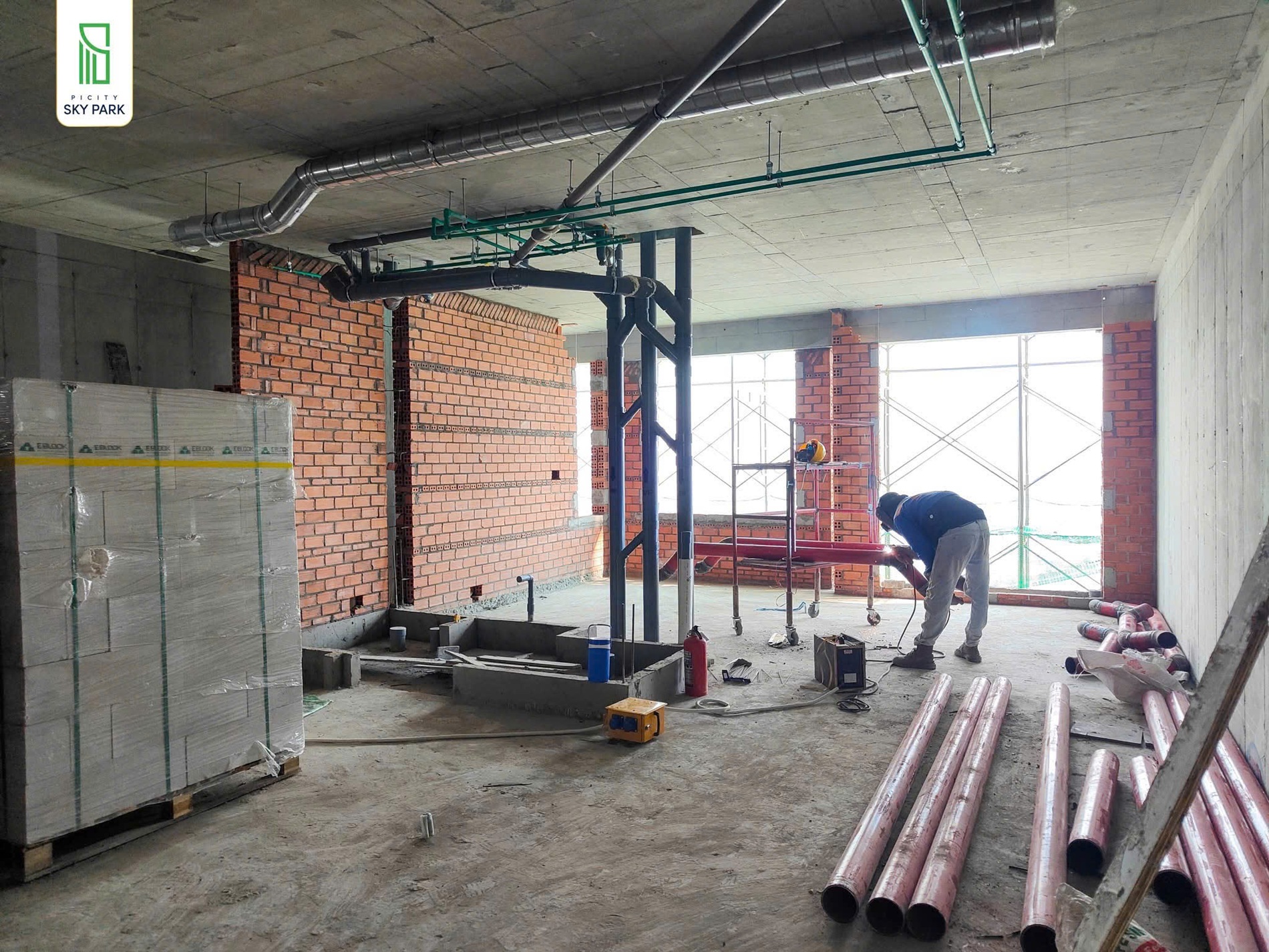 Cập nhật Tiến độ xây dựng Picity Sky Park 92025 (8) Cập nhật Tiến độ xây dựng Picity Sky Park 92025 (8)
