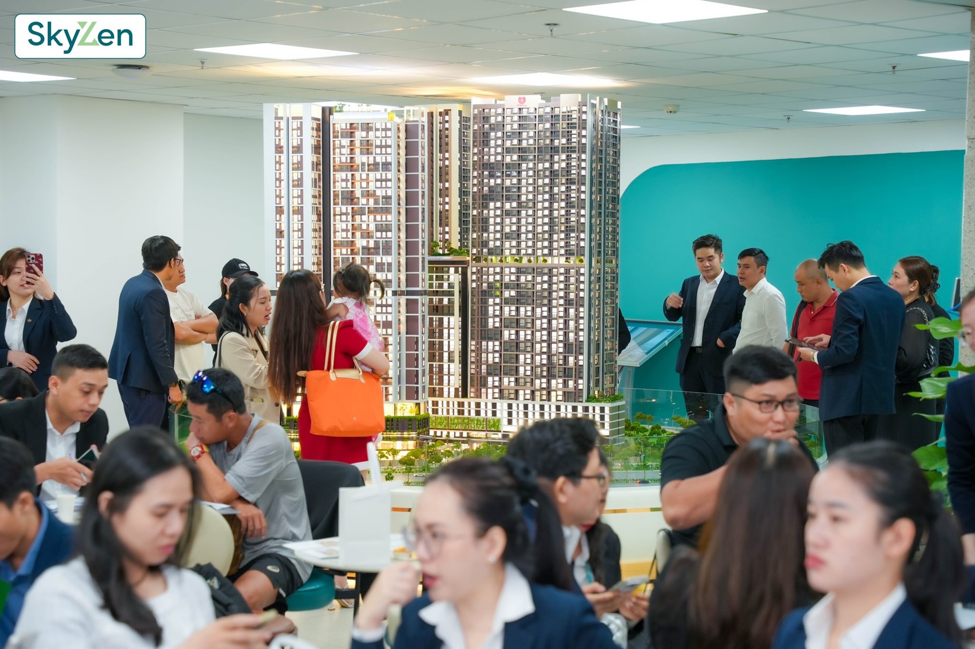 Khách hàng tham dự Cafe Sáng Picity 19/10/2025 Khách hàng tham dự Cafe Sáng Picity 19/10/2025