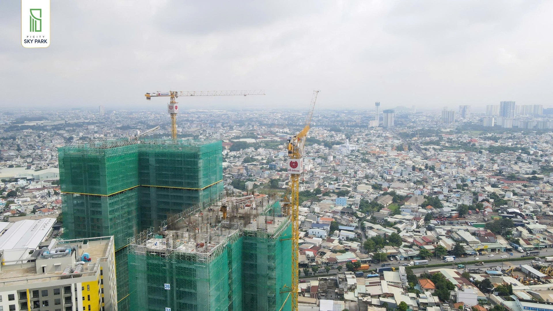 Cập nhật tiến độ xây dựng Picity Sky Park tháng 112025 (3) Cập nhật tiến độ xây dựng Picity Sky Park tháng 112025 (3)