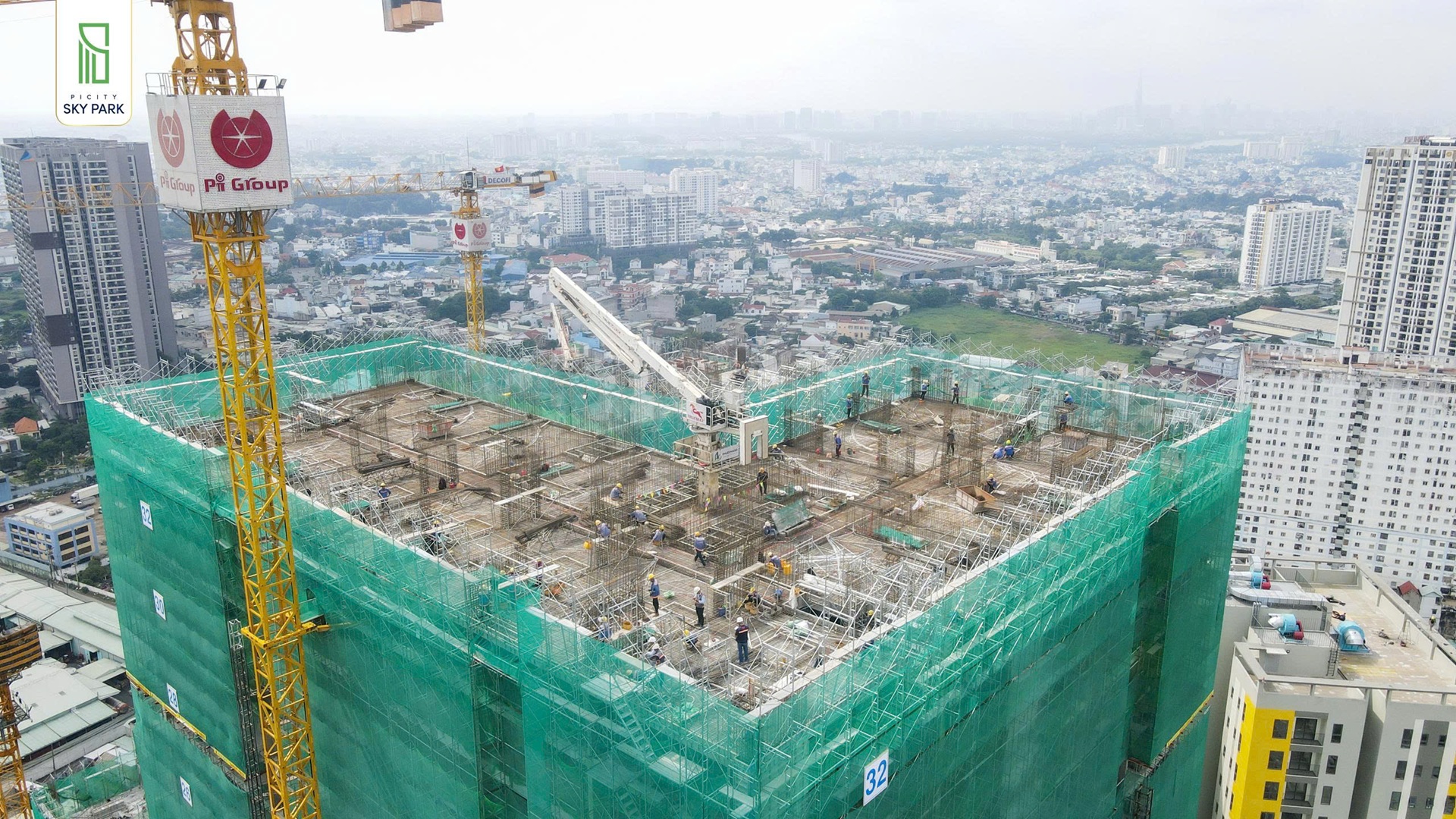 Cập nhật tiến độ xây dựng Picity Sky Park tháng 112025 (7) Cập nhật tiến độ xây dựng Picity Sky Park tháng 112025 (7)
