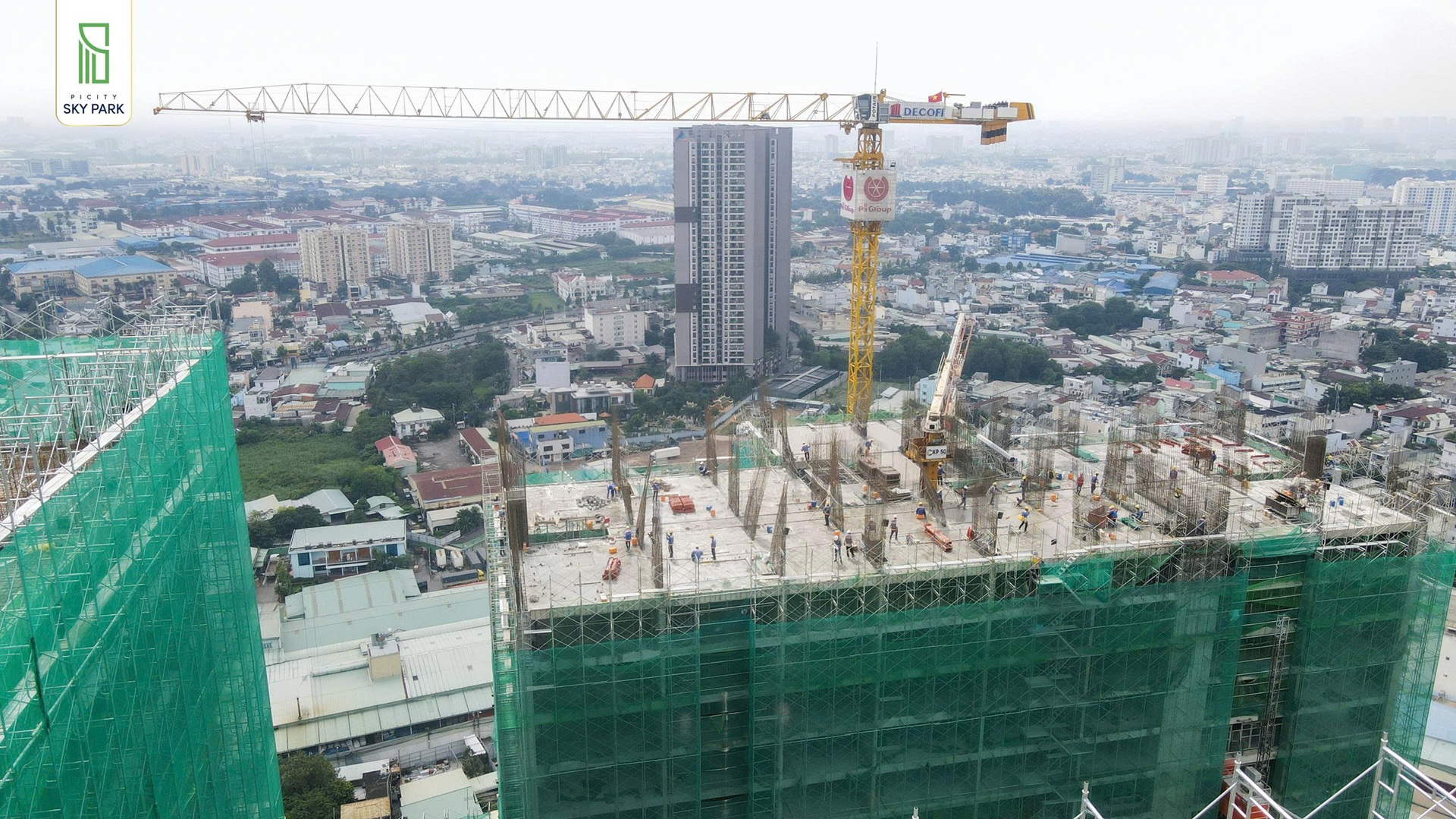 Cập nhật tiến độ xây dựng Picity Sky Park tháng 112025 (8) Cập nhật tiến độ xây dựng Picity Sky Park tháng 112025 (8)