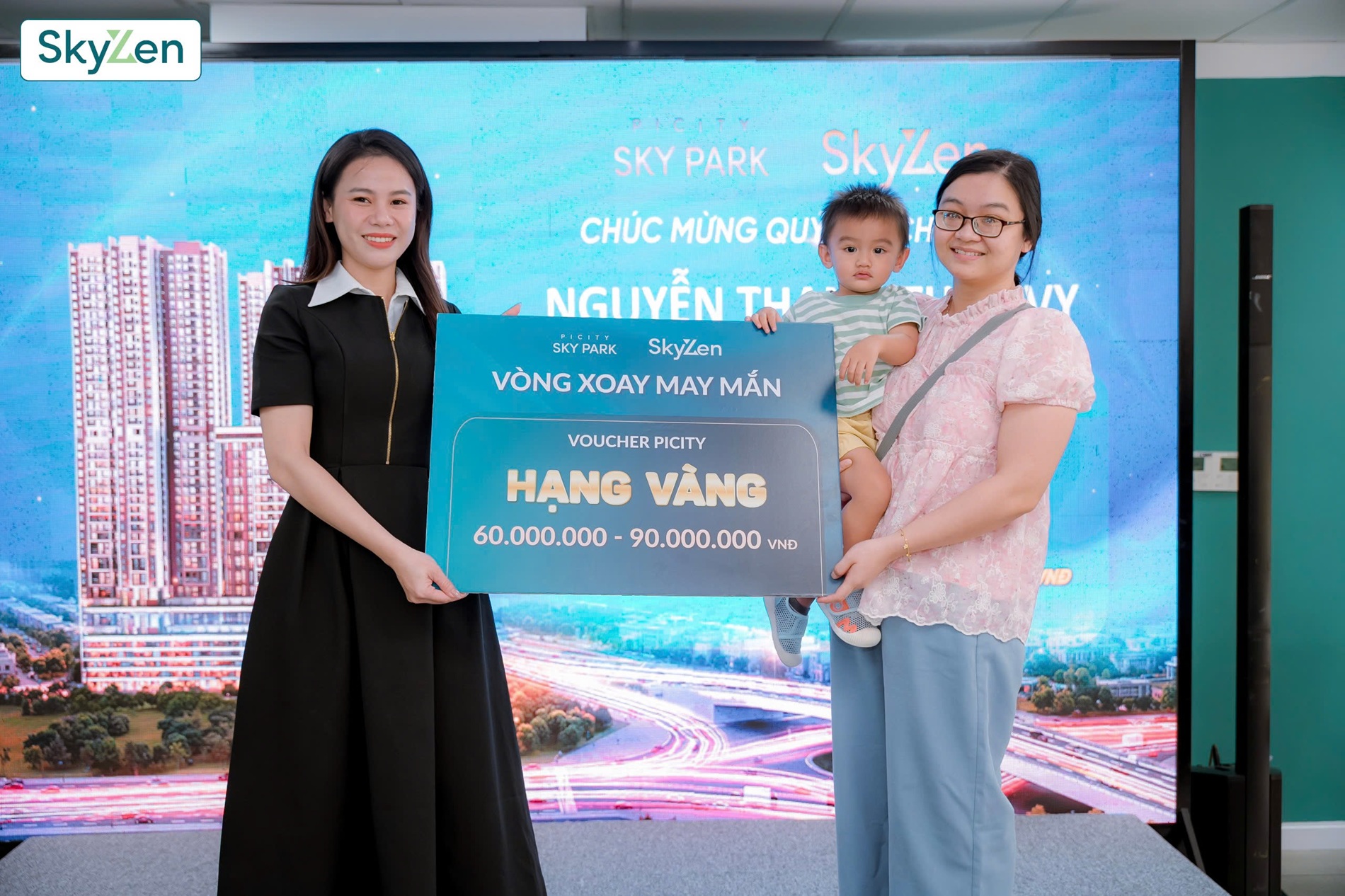 Khách hàng nhận ngay ưu đãi tại Cafe sáng Picity Sky Park 02112025 (4) Khách hàng nhận ngay ưu đãi tại Cafe sáng Picity Sky Park 02112025 (4)