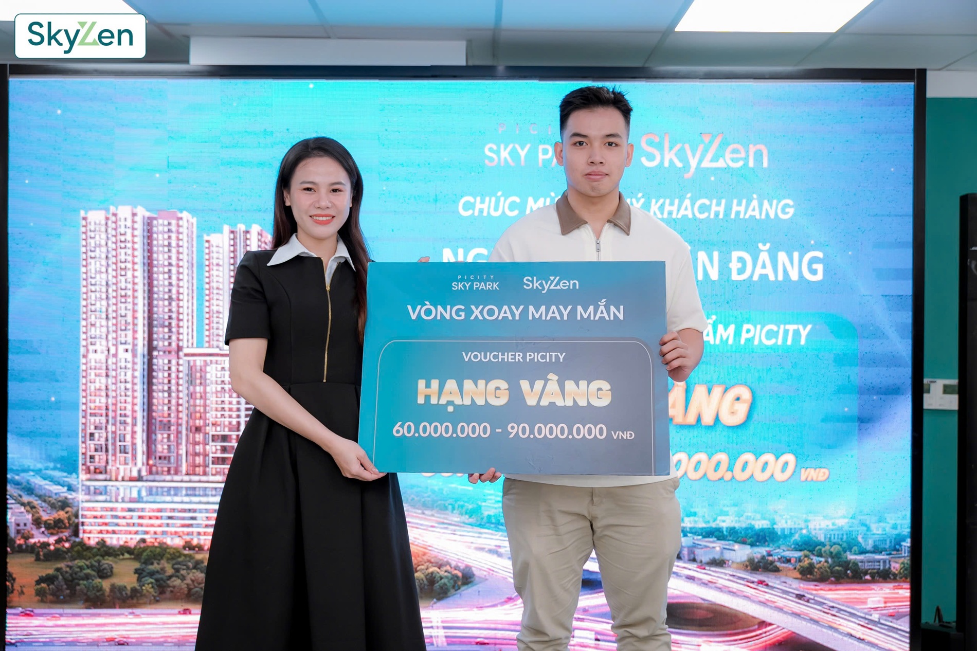 Khách hàng nhận ngay ưu đãi tại Cafe sáng Picity Sky Park 02112025 (9) Khách hàng nhận ngay ưu đãi tại Cafe sáng Picity Sky Park 02112025 (9)