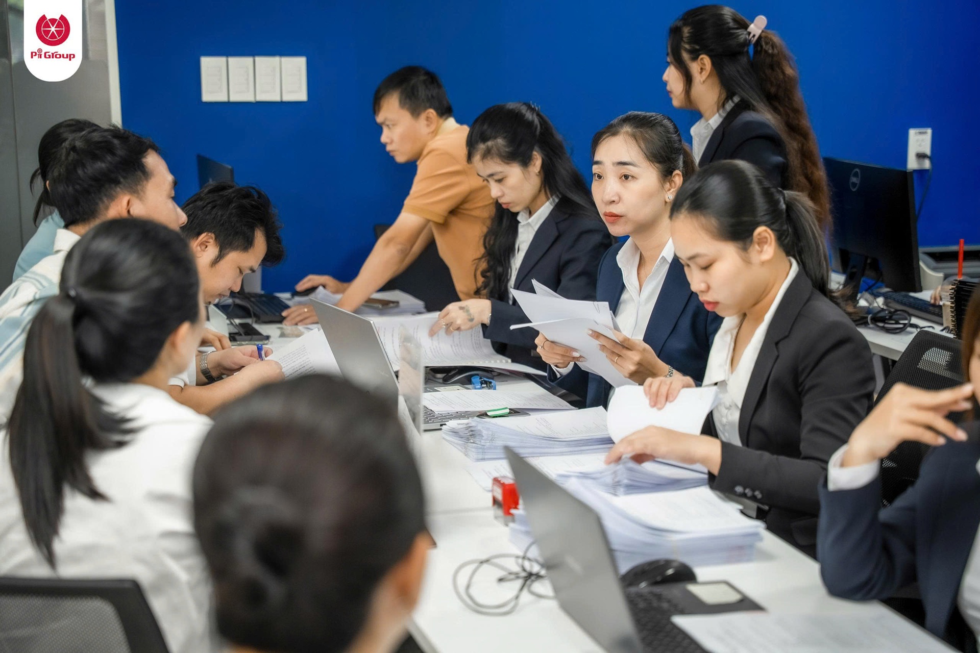 Tập đoàn Pi Group trao giấy chứng nhận quyền sở hữu Picity High Park (4) Tập đoàn Pi Group trao giấy chứng nhận quyền sở hữu Picity High Park (4)